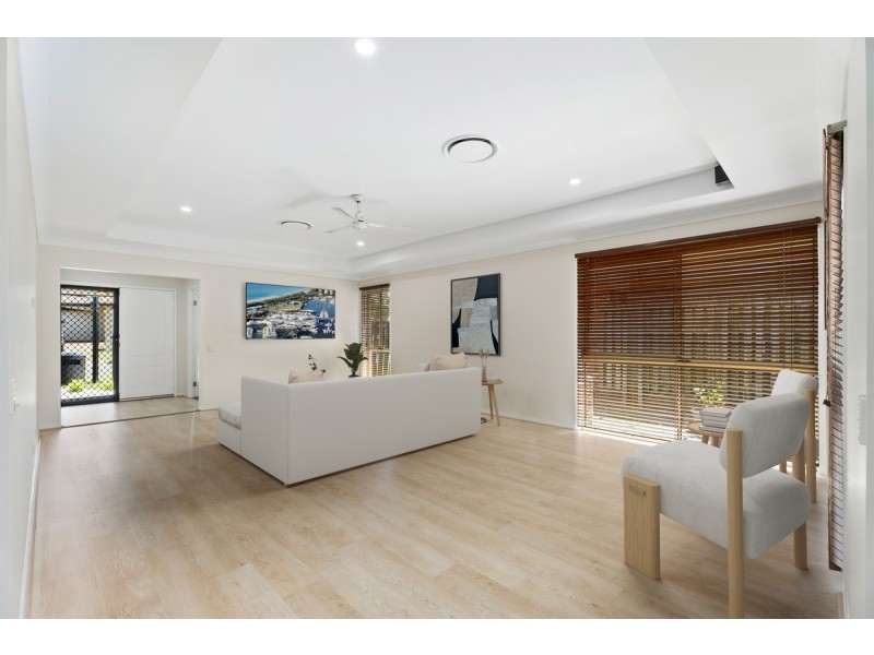 26 Meadowbank Drive, Upper Coomera QLD 4209