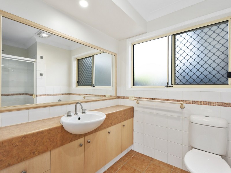 26 Meadowbank Drive, Upper Coomera QLD 4209