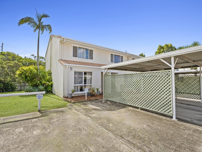 74/125 Pappas Way, Carrara QLD 4211