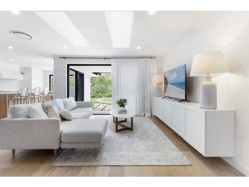 48 Clagiraba Road, Clagiraba QLD 4211