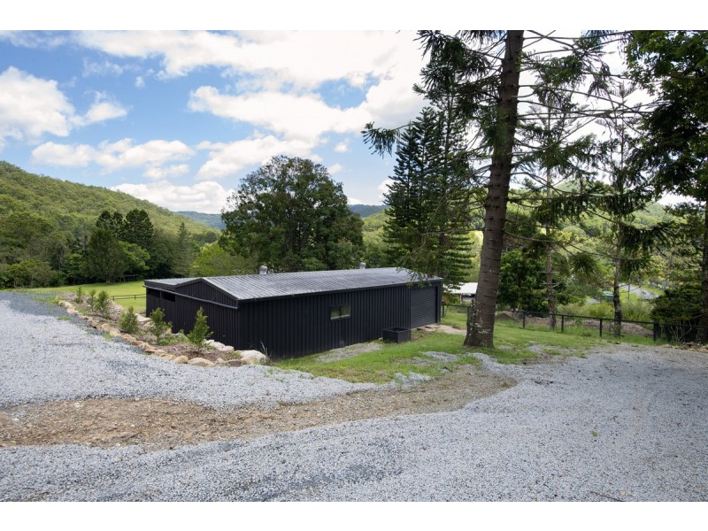 48 Clagiraba Road, Clagiraba QLD 4211