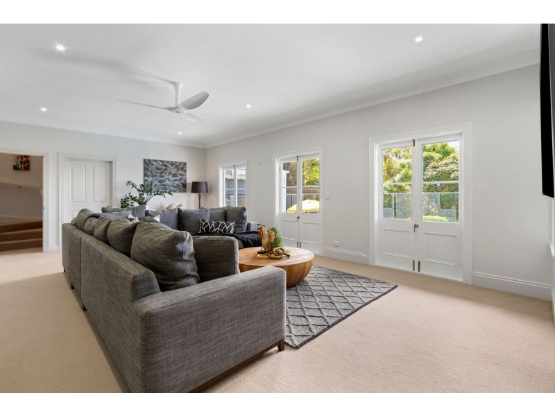 31 Macrozamia Drive, Clagiraba QLD 4211