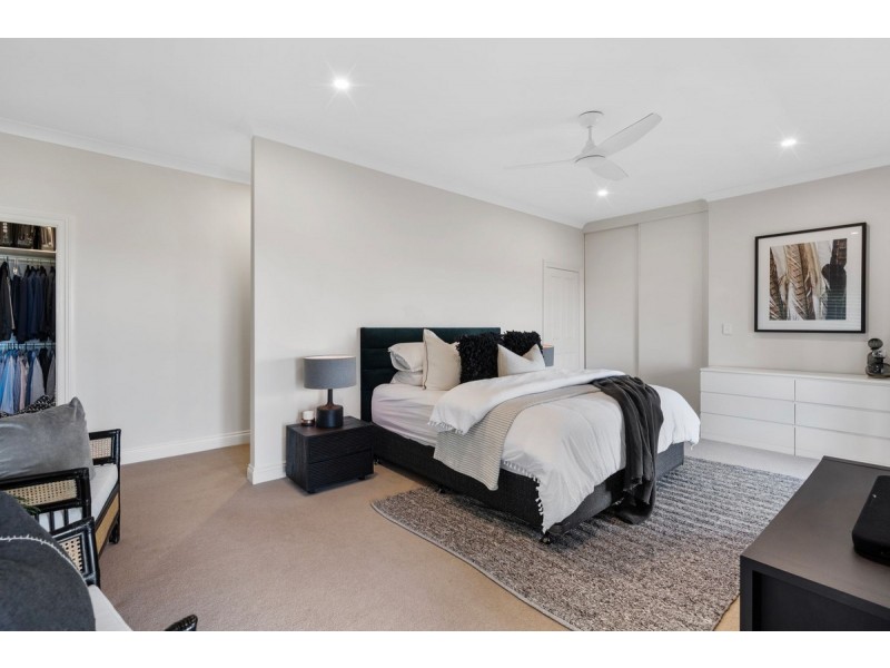 31 Macrozamia Drive, Clagiraba QLD 4211