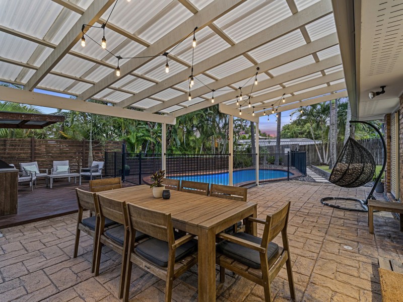 19 Marble Drive, Carrara QLD 4211