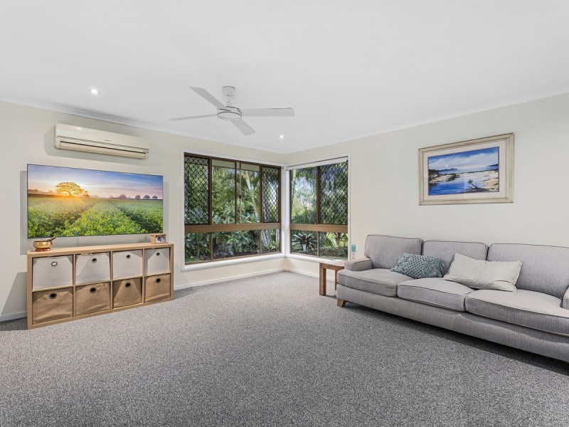 19 Marble Drive, Carrara QLD 4211