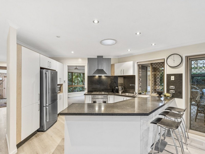 19 Marble Drive, Carrara QLD 4211