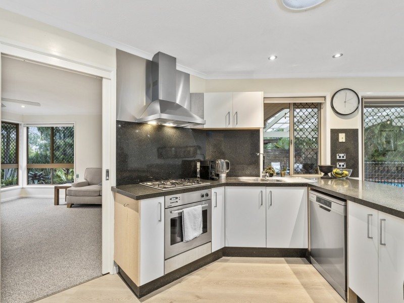 19 Marble Drive, Carrara QLD 4211