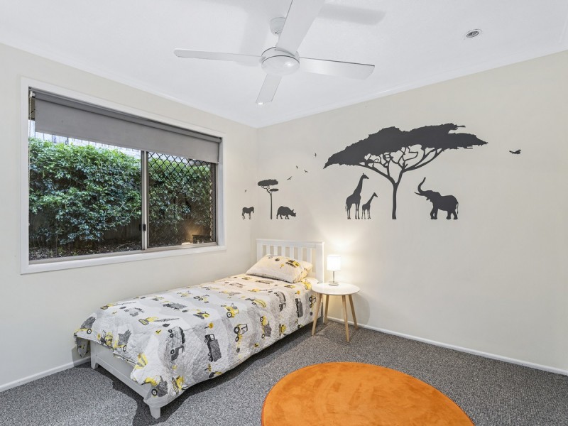 19 Marble Drive, Carrara QLD 4211
