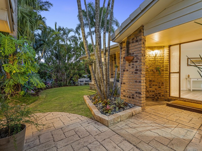 19 Marble Drive, Carrara QLD 4211