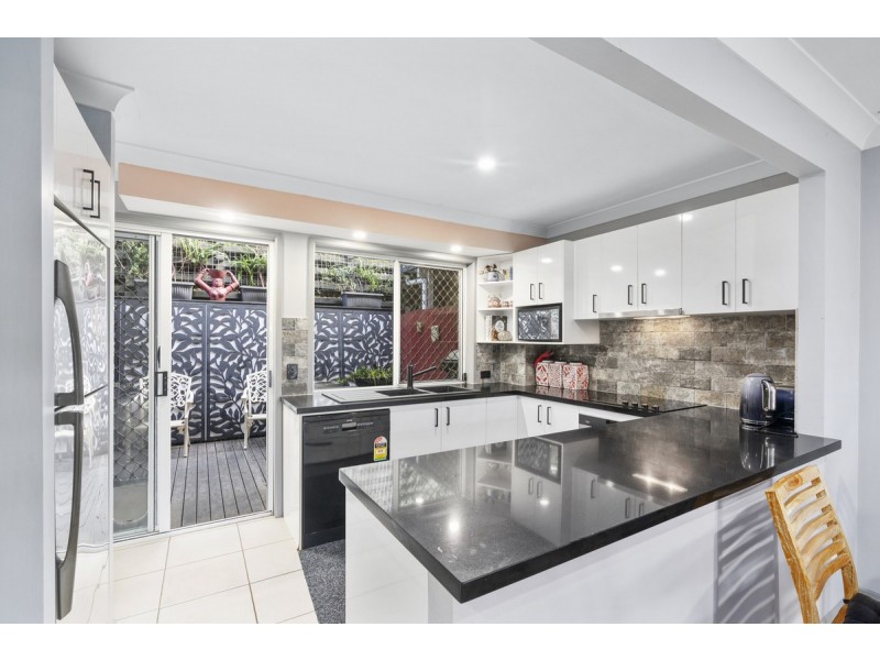 9/10-18 Cobai Drive, Mudgeeraba QLD 4213