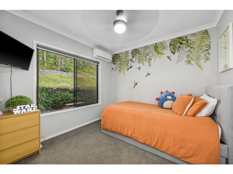 32 Valley View Vista, Wongawallan QLD 4210