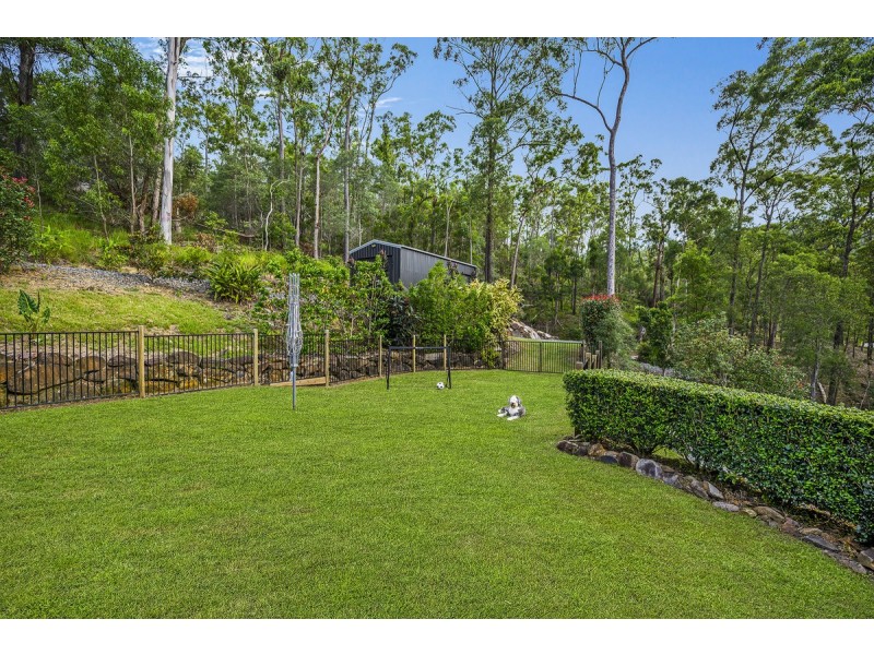 32 Valley View Vista, Wongawallan QLD 4210