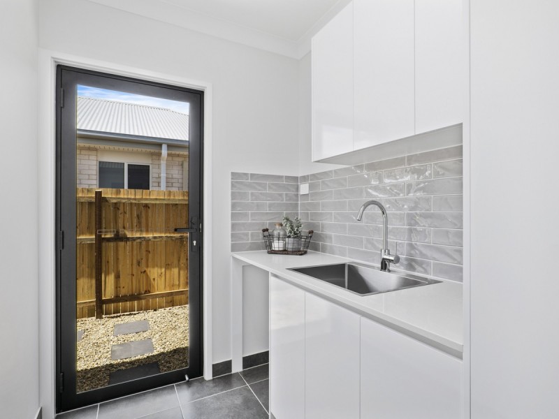 36 Chervil Drive, Greenbank QLD 4124