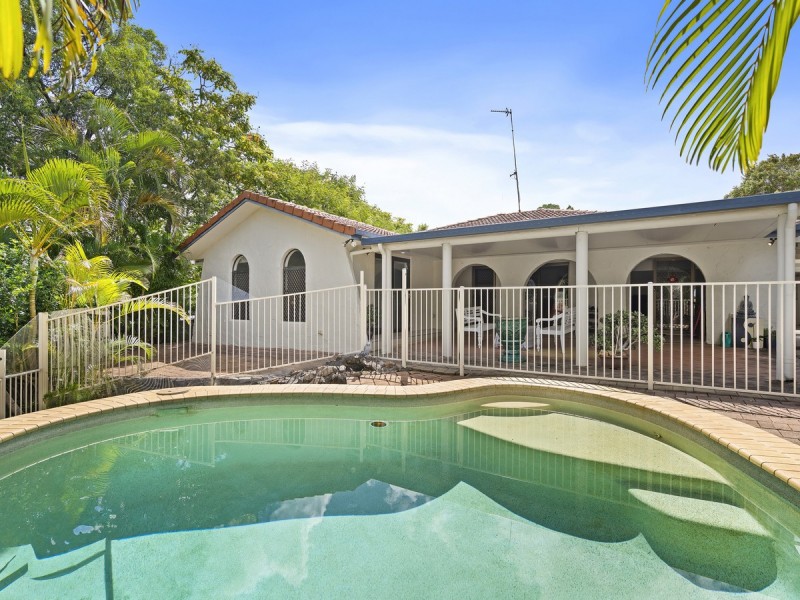 22 Aberdeen Court, Highland Park QLD 4211