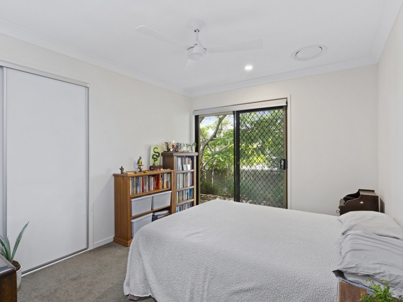 22 Aberdeen Court, Highland Park QLD 4211