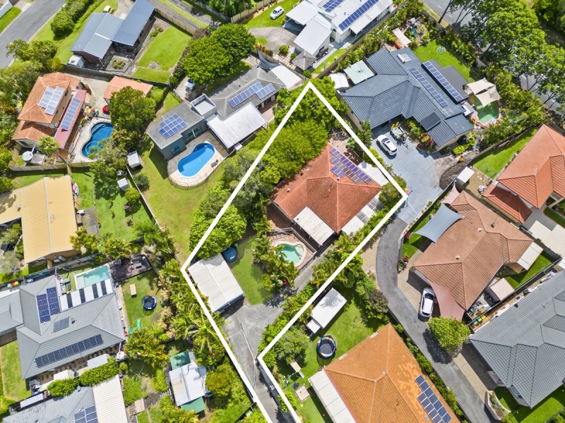 22 Aberdeen Court, Highland Park QLD 4211