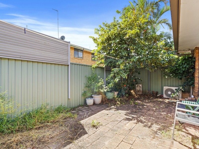 3/7 Sunbird Street, Burleigh Waters QLD 4220