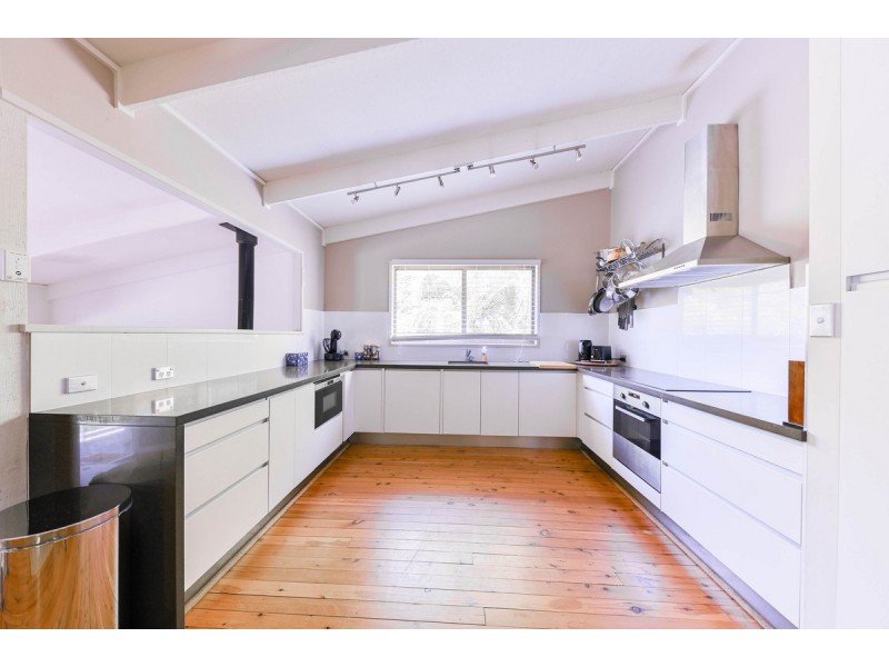 98 Plateau Crescent, Carrara QLD 4211