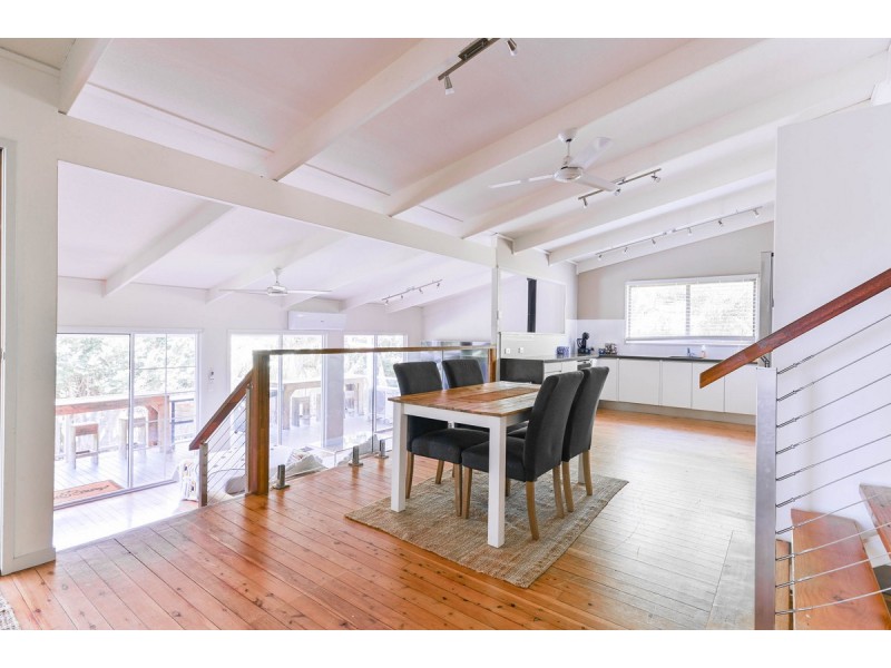 98 Plateau Crescent, Carrara QLD 4211