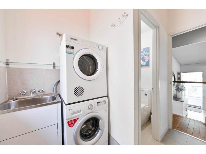 98 Plateau Crescent, Carrara QLD 4211