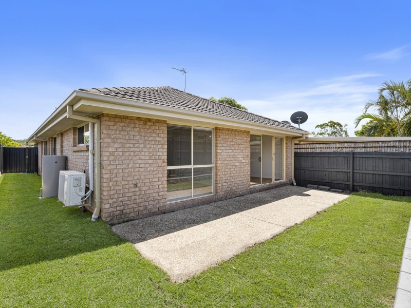 2/17 Betty Street, Upper Coomera QLD 4209