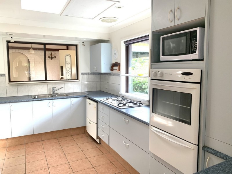 32 Balfour Crescent, Highland Park QLD 4211