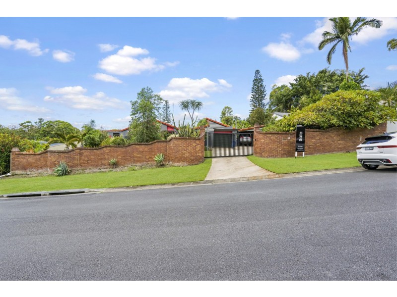 32 Balfour Crescent, Highland Park QLD 4211