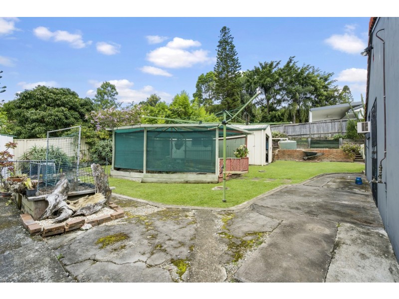 32 Balfour Crescent, Highland Park QLD 4211