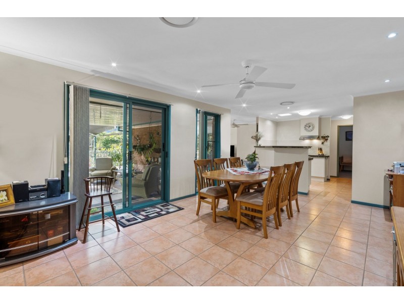 1 Lords Avenue, Mount Nathan QLD 4211