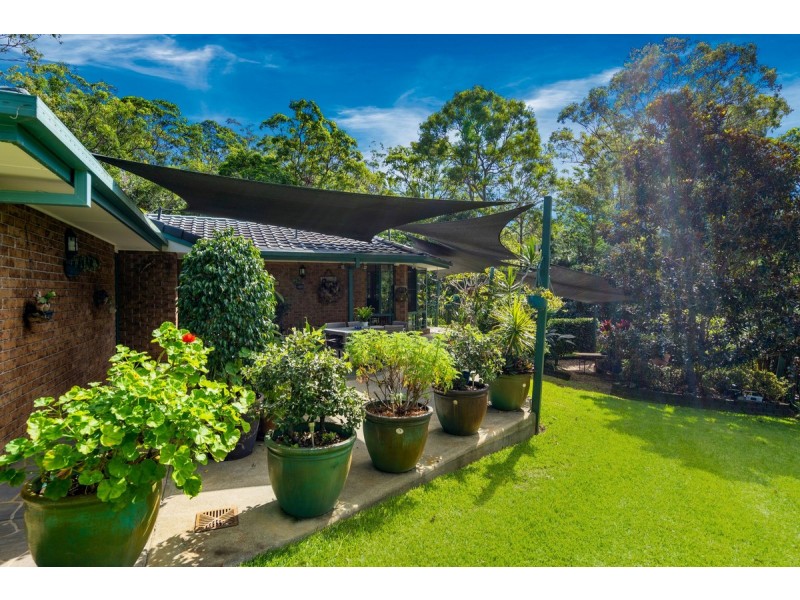 1 Lords Avenue, Mount Nathan QLD 4211