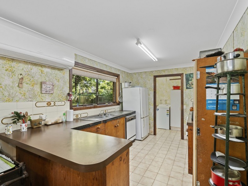 16 Saint Petersburg Place, Nerang QLD 4211