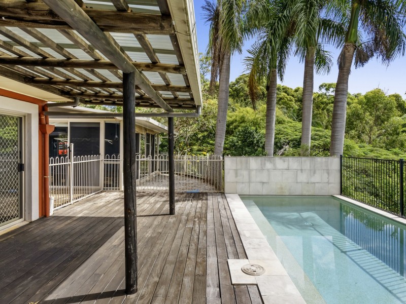 39 Brackenfield Court, Bonogin QLD 4213
