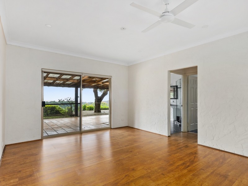 39 Brackenfield Court, Bonogin QLD 4213