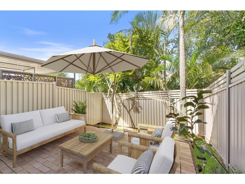 46/71 Olsen Avenue, Labrador QLD 4215