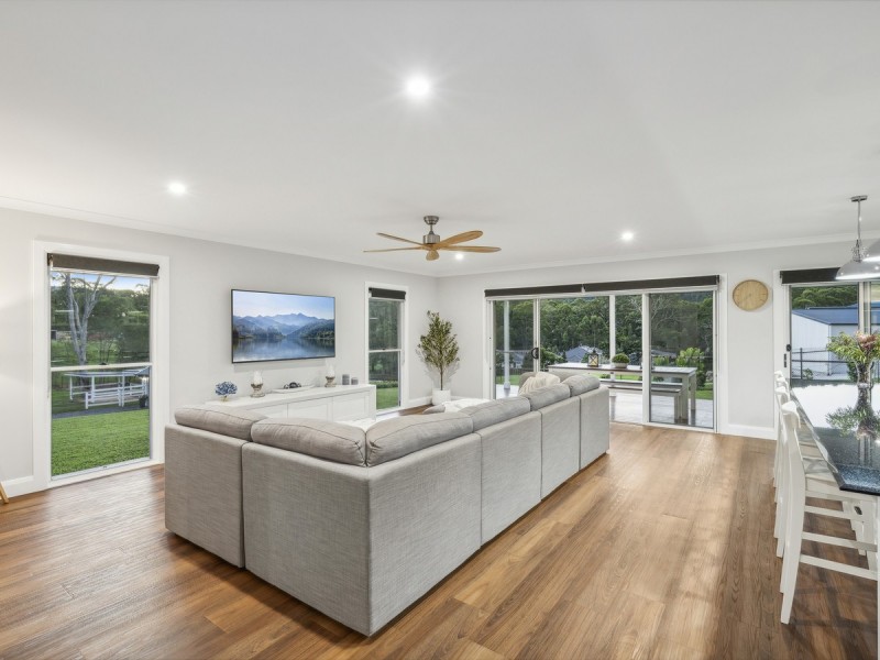 2/16 Crane Crescent, Nerang QLD 4211