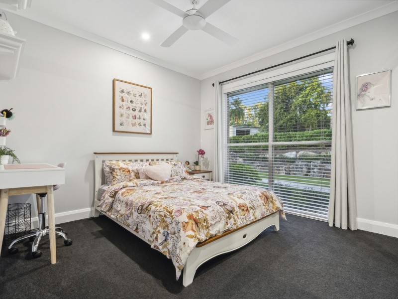 2/16 Crane Crescent, Nerang QLD 4211