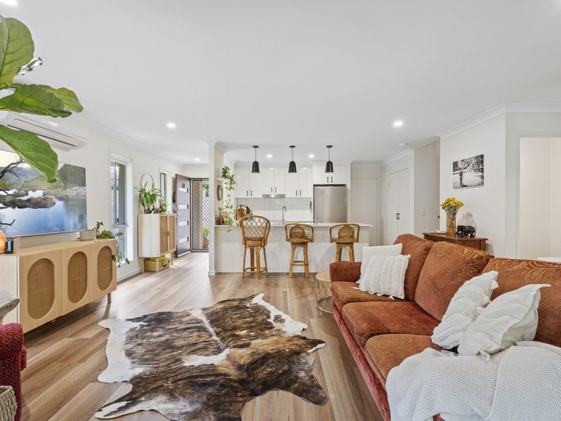 2/2 Chantrill Avenue, Nerang QLD 4211