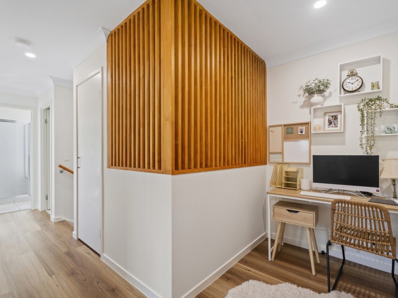 2/2 Chantrill Avenue, Nerang QLD 4211