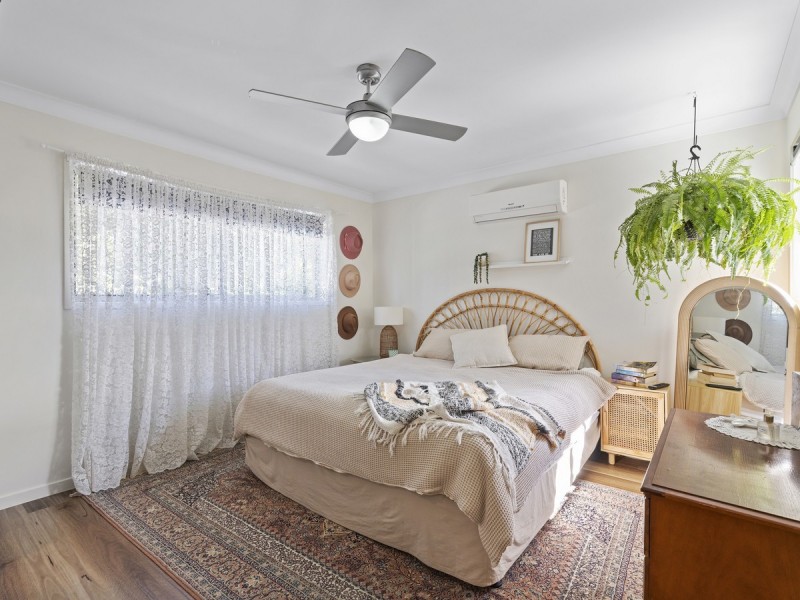 2/2 Chantrill Avenue, Nerang QLD 4211