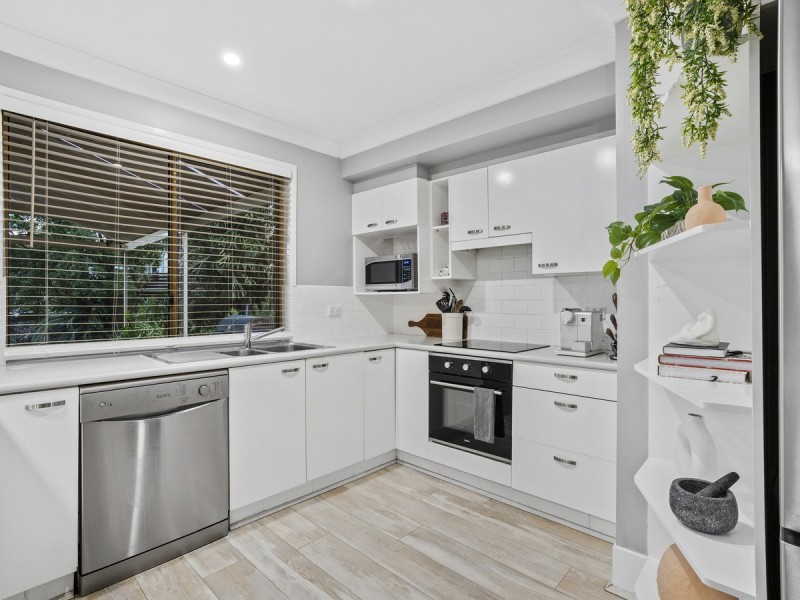 48 Orlando Court, Highland Park QLD 4211