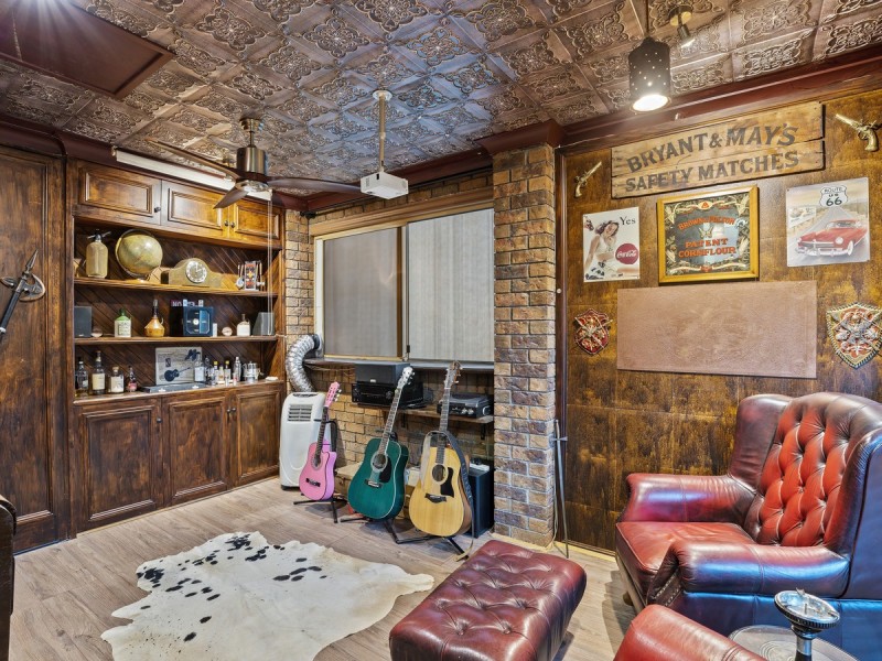 48 Orlando Court, Highland Park QLD 4211