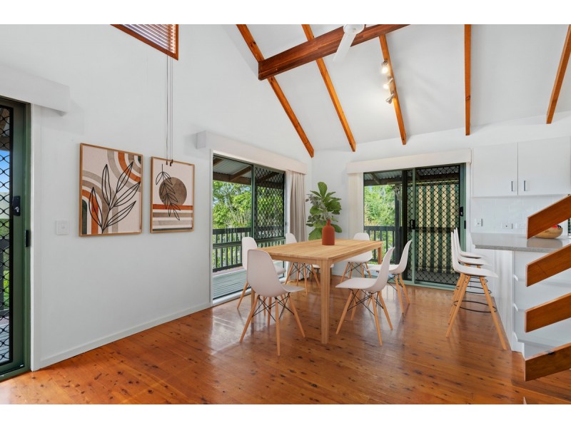 14 Paddington Drive, Carrara QLD 4211