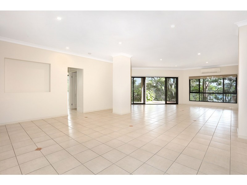 1/25 Riverwood Drive, Ashmore QLD 4214