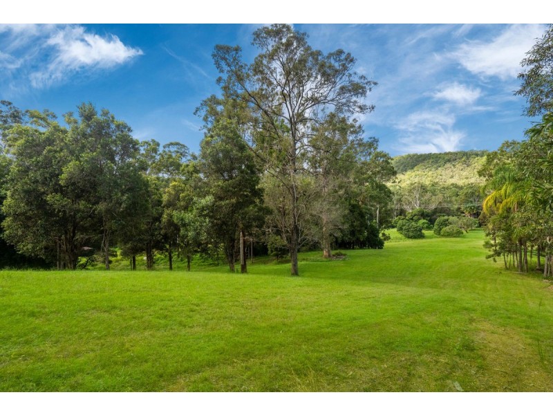 38 Gerara Court, Clagiraba QLD 4211