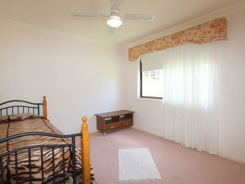 123 Armstrong Way, Highland Park QLD 4211