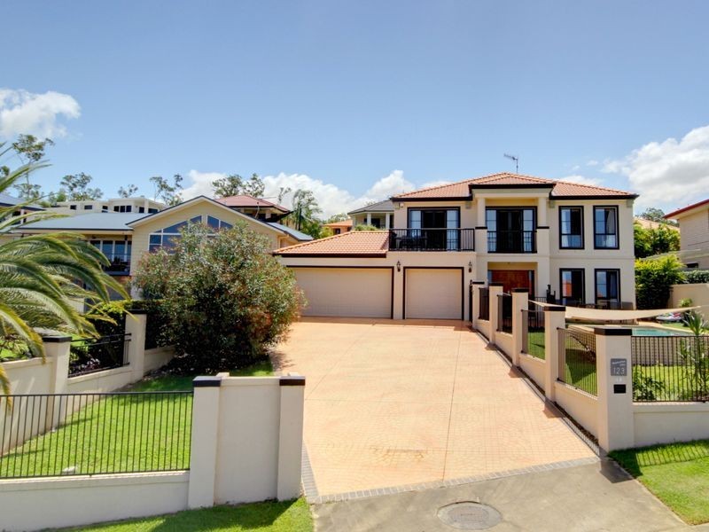 123 Armstrong Way, Highland Park QLD 4211