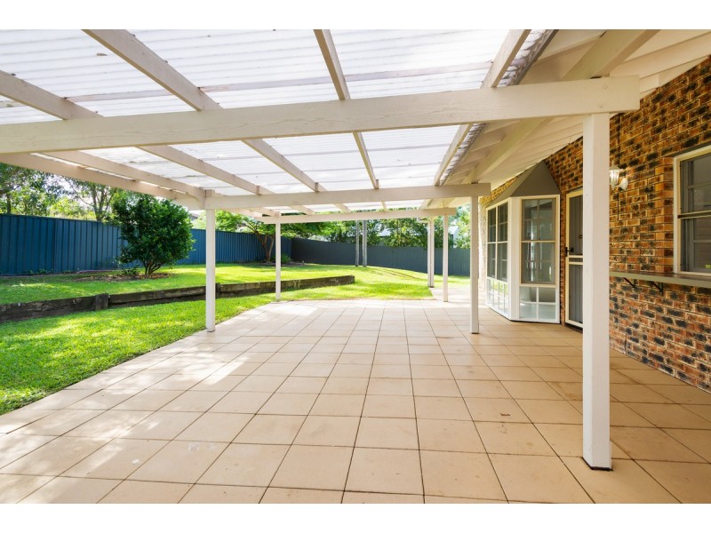 1/4 Cromwell Court, Tallai QLD 4213