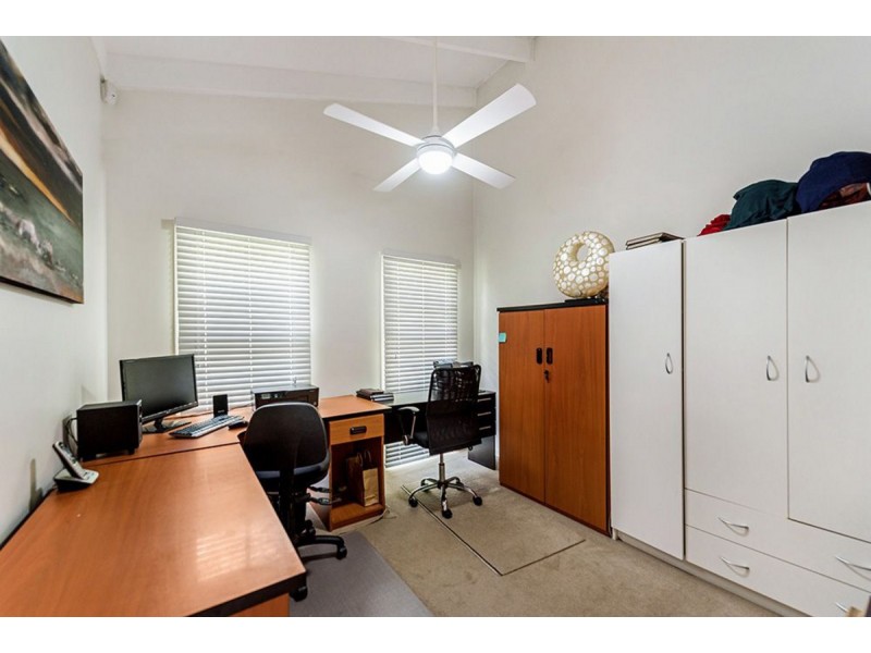 1/4 Cromwell Court, Tallai QLD 4213