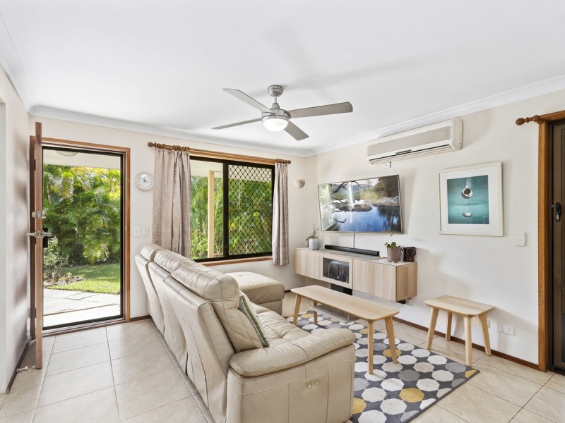 9 Buring Court, Highland Park QLD 4211