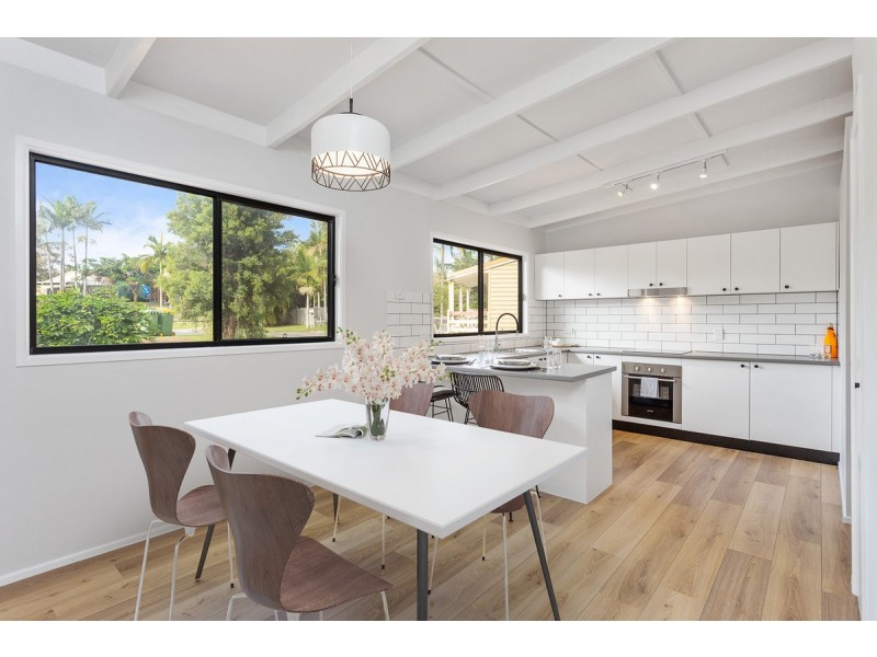 5 Quandong Court, Molendinar QLD 4214